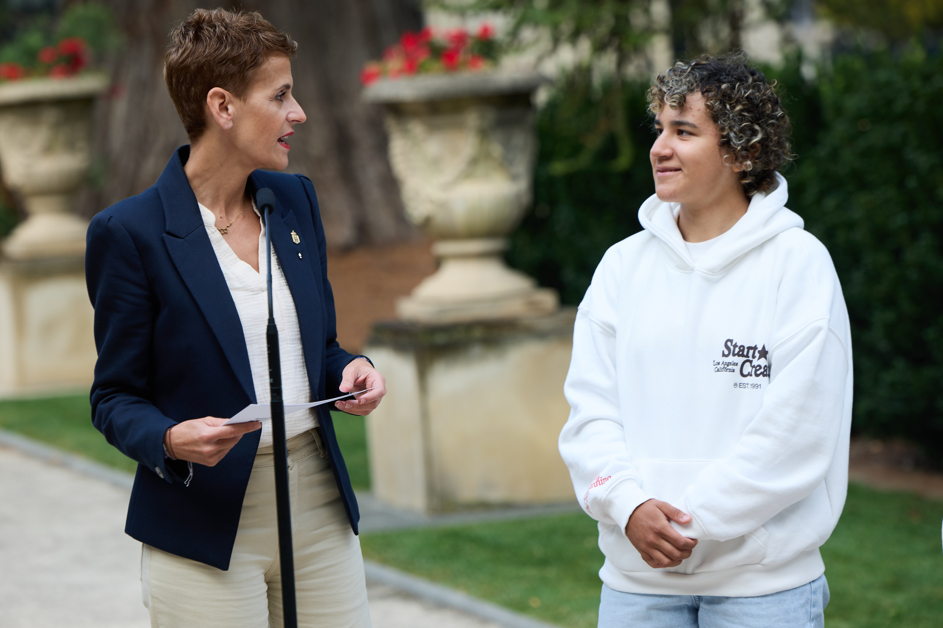 La presidenta Chivite felicita a la ciclista Paula Ostiz y la sit&uacute;a como referente para las y los j&oacute;venes deportistas navarros